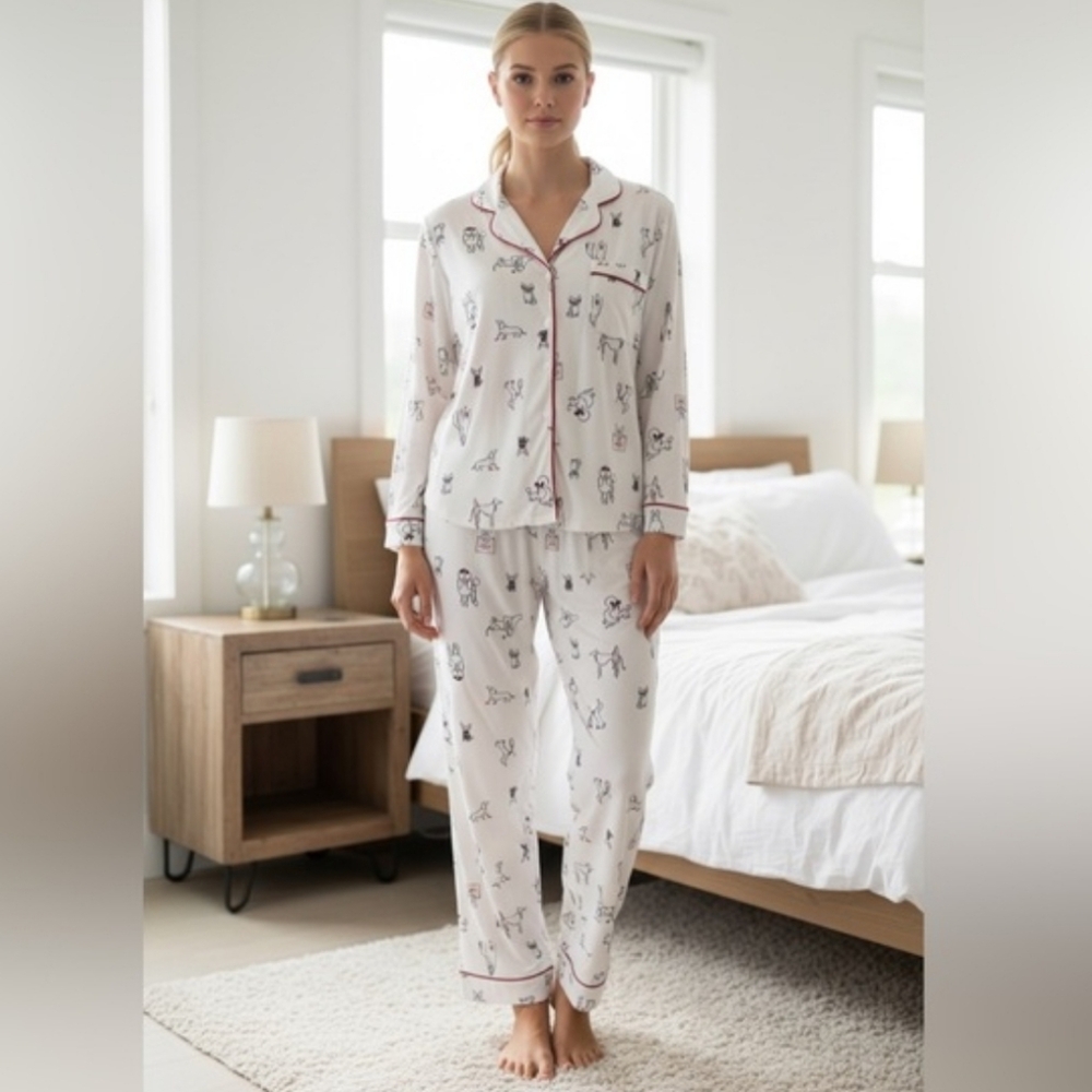 Kate Spade ♠️ Long Pajama Set "Fashion Dogs" Print, Red & Black accents NWT